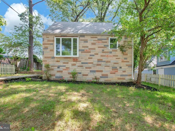 5703 63rd Ave, Riverdale, MD 20737