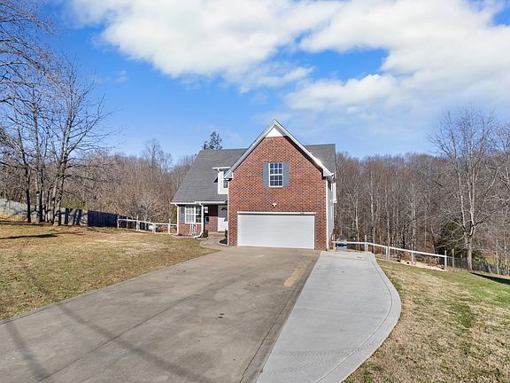 3rd image of 964 Ernest Stewart Dr