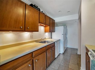 7342 S Xenia Cir APT E, Centennial, CO 80112