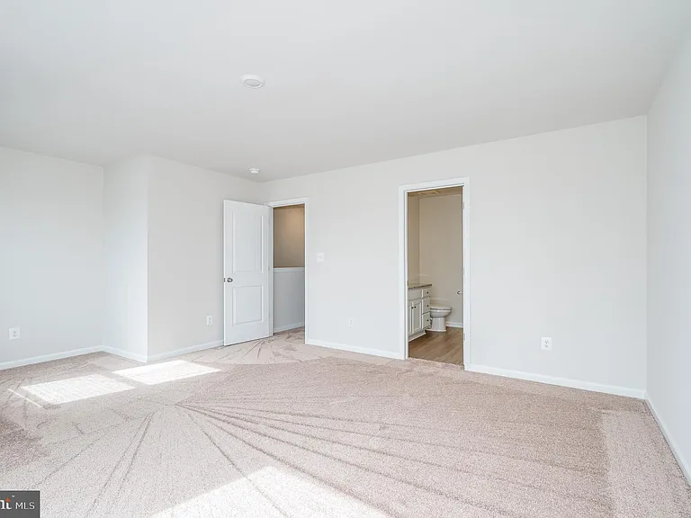 73 Cramsford St — Photo 35