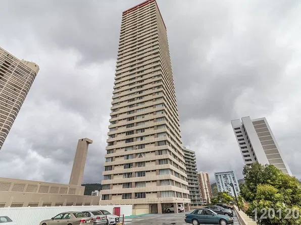 2525 Date St APT 2405, Honolulu, HI 96826