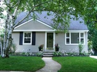 3911 Durham Rd, Royal Oak, MI 48073