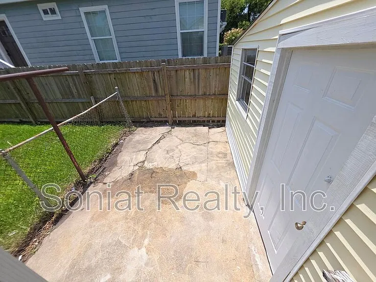 3108 Cleveland Ave — Photo 9