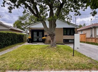 154 Sedgemount Dr, Toronto, ON M1H 1Y2