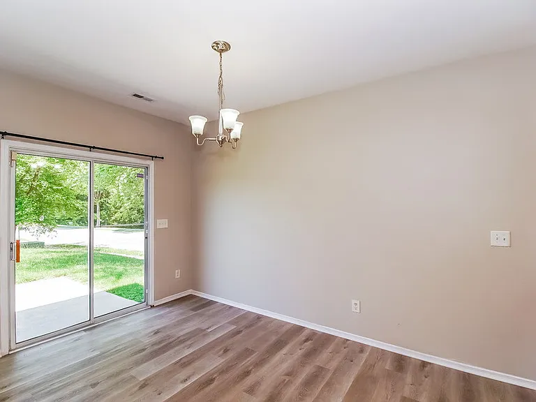 4506 Carnfeld Ln — Photo 7
