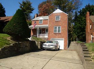 810 Fruithurst Dr, Pittsburgh, PA 15228