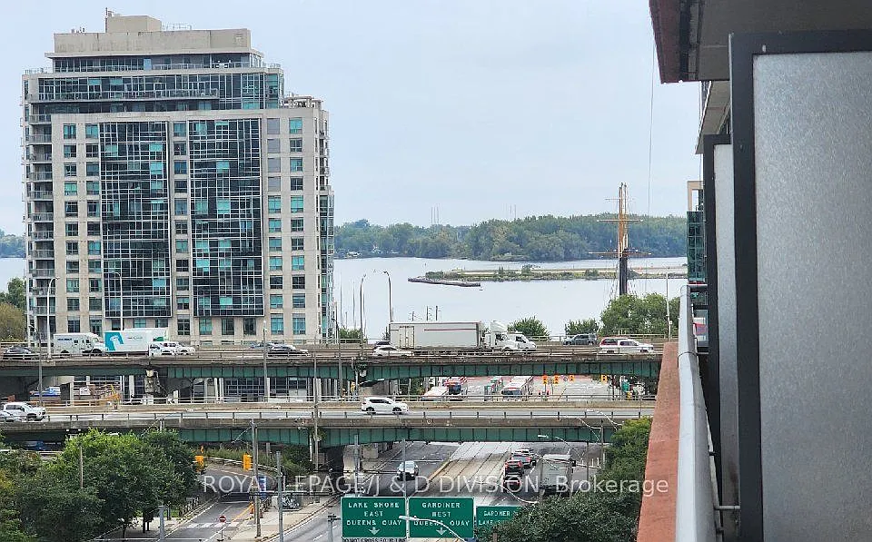 4K Spadina Ave #617