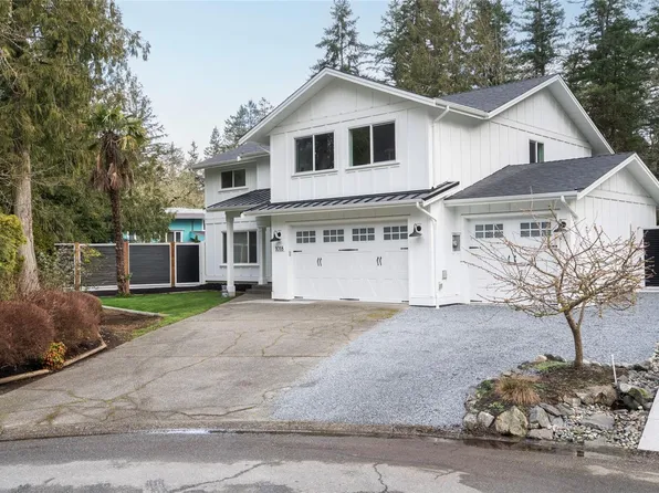 1018 Elstree Close, Central Saanich, BC V8M 1A4