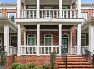 687 Brennan Dr, Decatur, GA 30033