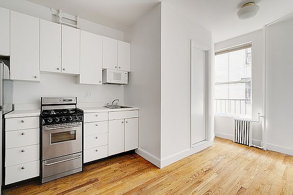 1st image of 150 Sullivan St APT 21