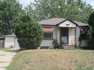 2918 Highgate Ave SW, Wyoming, MI 49509