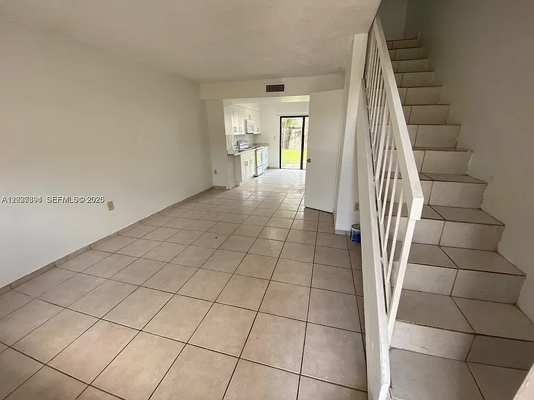 1813 SW 107th Ave #2402 — Photo 5