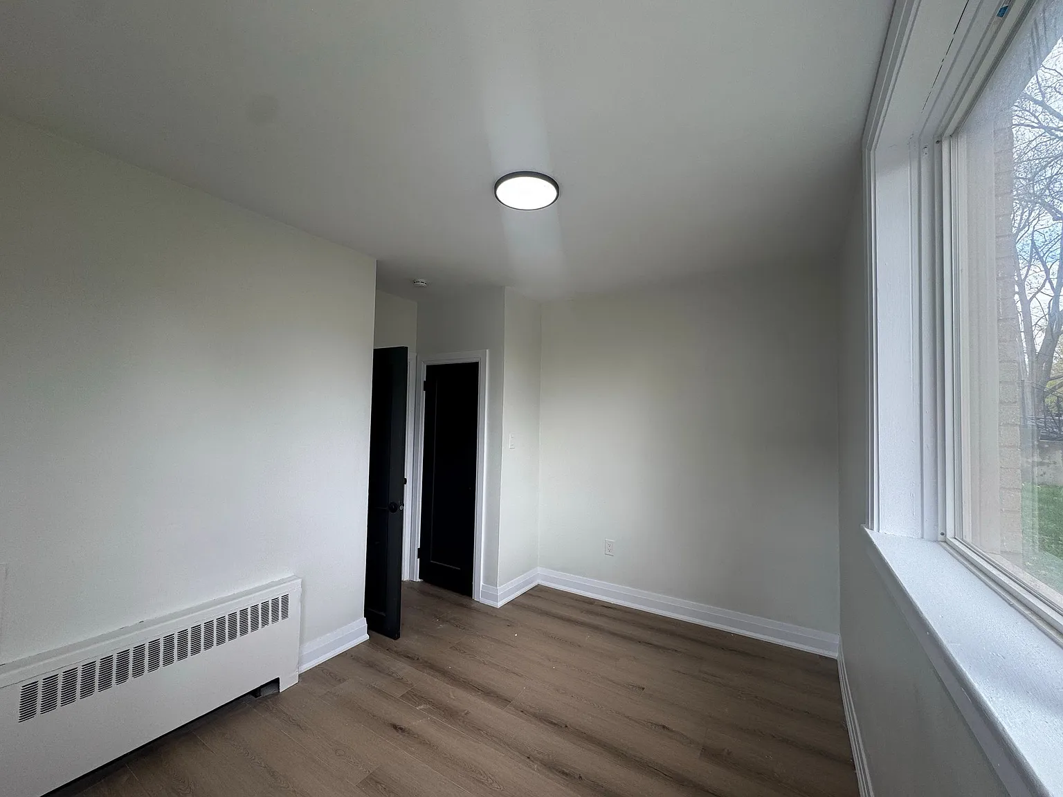 32 Price Ave — Photo 3