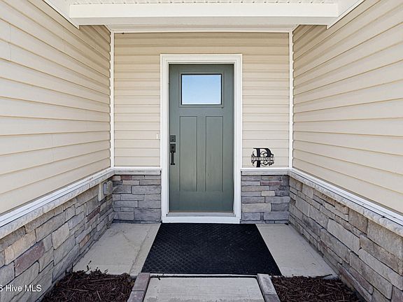 2nd image of 85 Baytree Lane