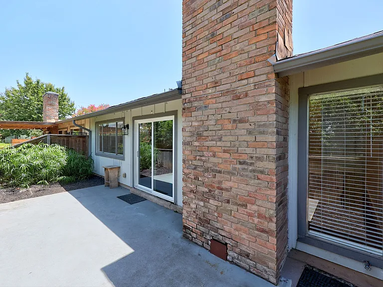 9445 Singing Quail Dr — Photo 25