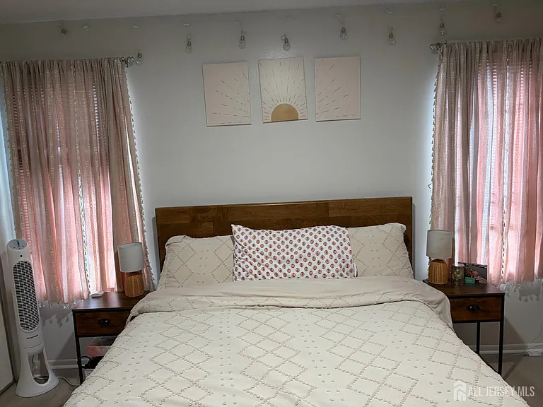 4403 Aberdeen Dr — Photo 8