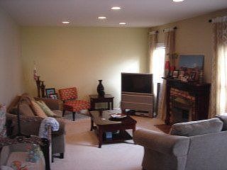 3rd image of 3290 Tulipwood Ln