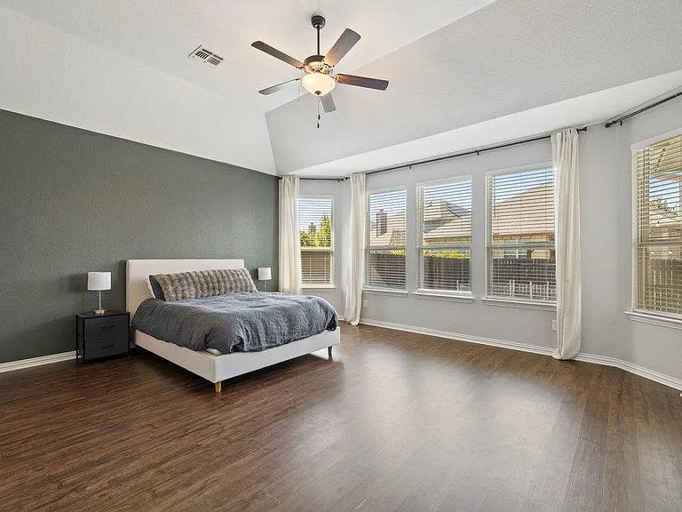 3307 Columbus Way — Photo 16