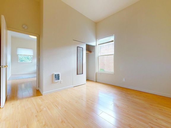 3rd image of 2315 Mission St #10639221