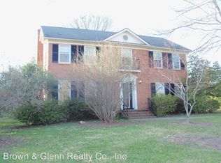 7208 Park Rd, Charlotte, NC 28210