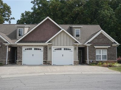 123 Parkview Dr, Yadkinville, NC, 27055