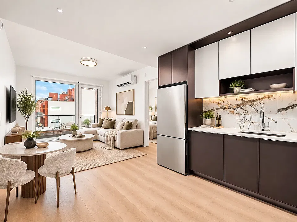 229 Wythe Ave #302
