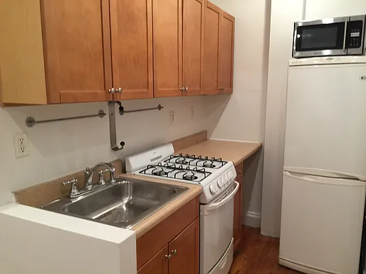 Rented by GPA Realty | media 1