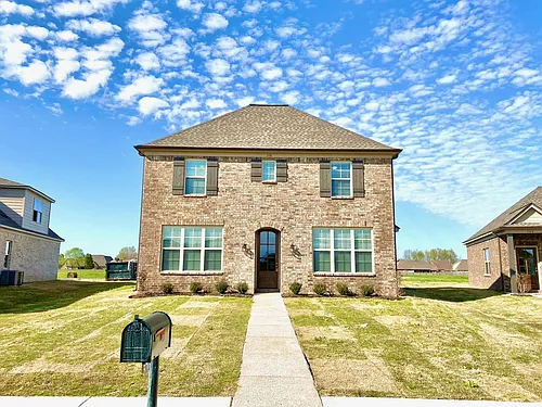 370 Azalea Dr Photo 1