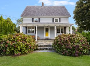 55 Park Ave, Portsmouth, RI 02871