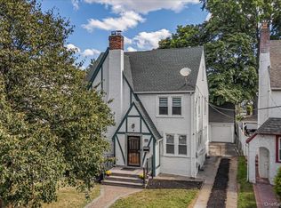 11461 176th St, Jamaica, NY 11434