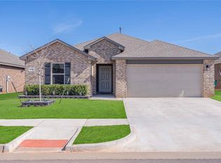 4116 Canyon Ridge Ln, Mustang, OK 73064