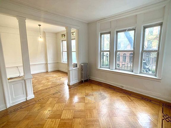3rd image of 636 11th St