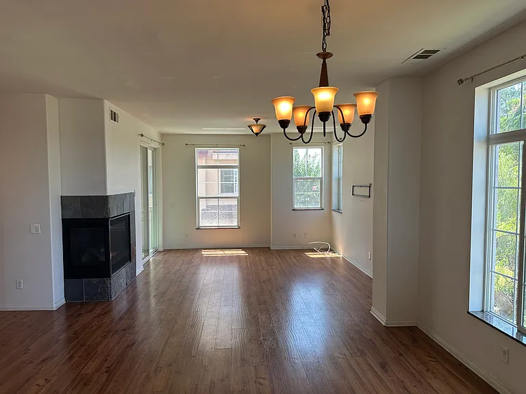 13639 Foster Ave #1 — Photo 4