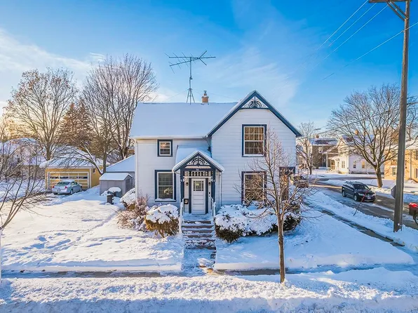 70 N Park Ave, Fond Du Lac, WI 54935