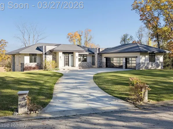 1164 Lake Forest Way, Milford, MI 48380