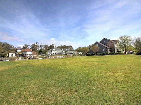2nd image of 5208 Driftwood Ln