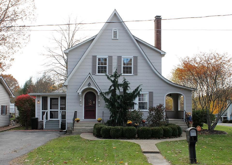 1st image of 400 Parkway St