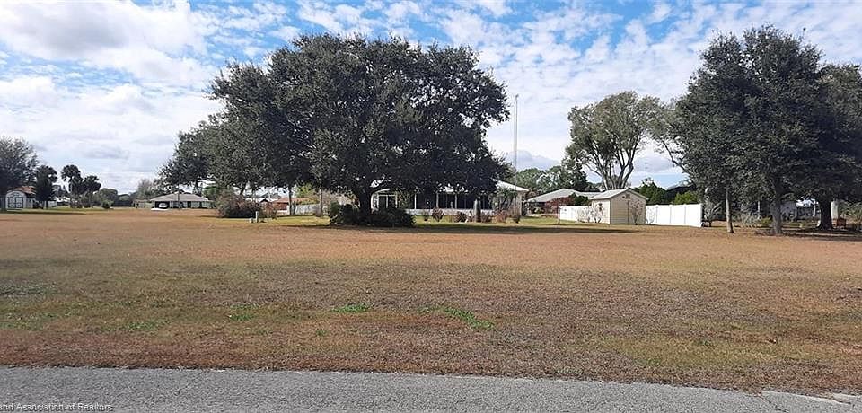 1st image of 824 Spring Lake Blvd