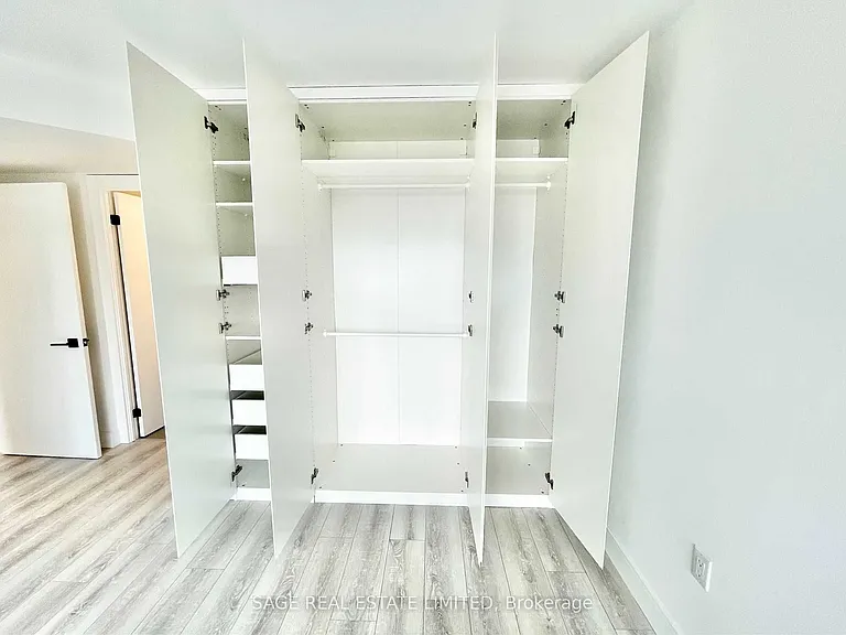 887 Bay St #1408 — Photo 10