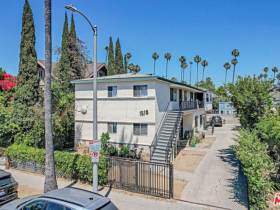 3rd image of 1518 S Hobart Blvd