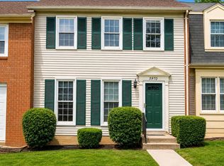 3970 Bradwater St, Fairfax, VA 22031