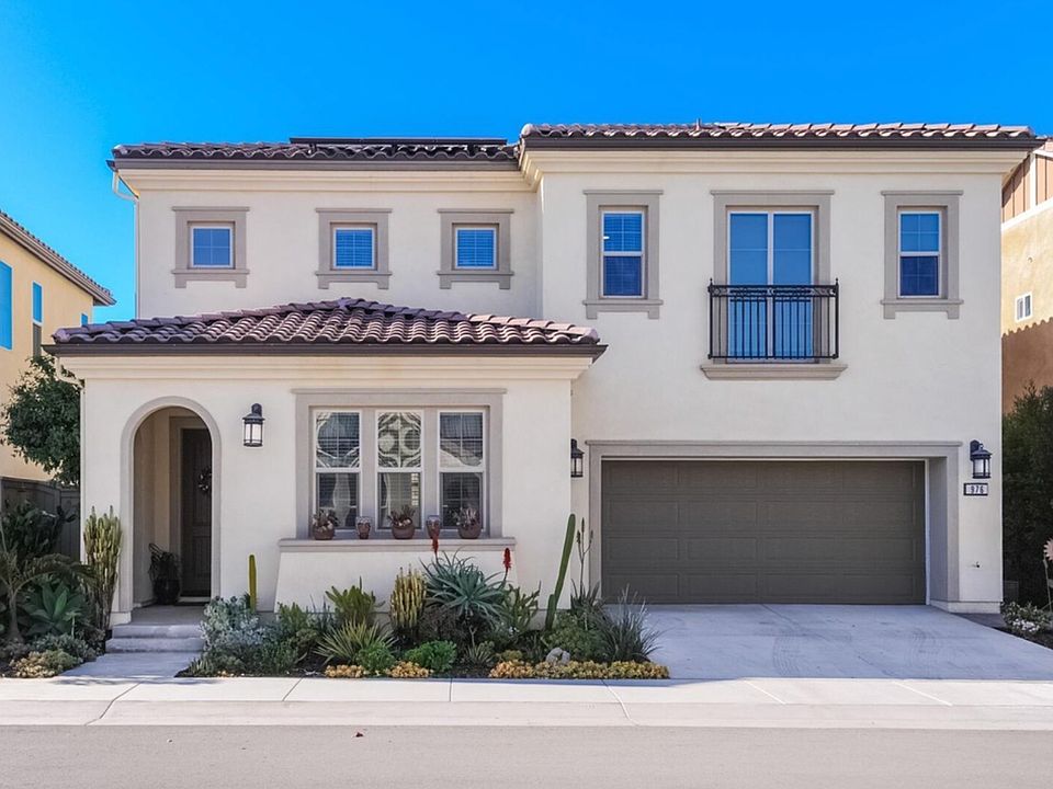 1st image of 976 Sea Glass Way