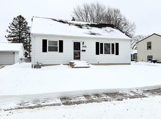 918 Newtols St, Green Bay, WI 54302