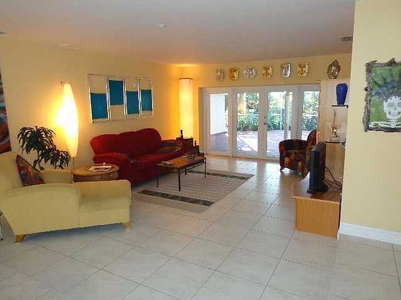 3rd image of 16260 W Troon Cir