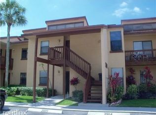 2104 Lakeview Dr W, Royal Palm Beach, FL 33411