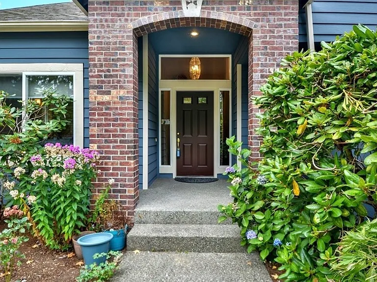 8614 242nd St SW — Photo 2