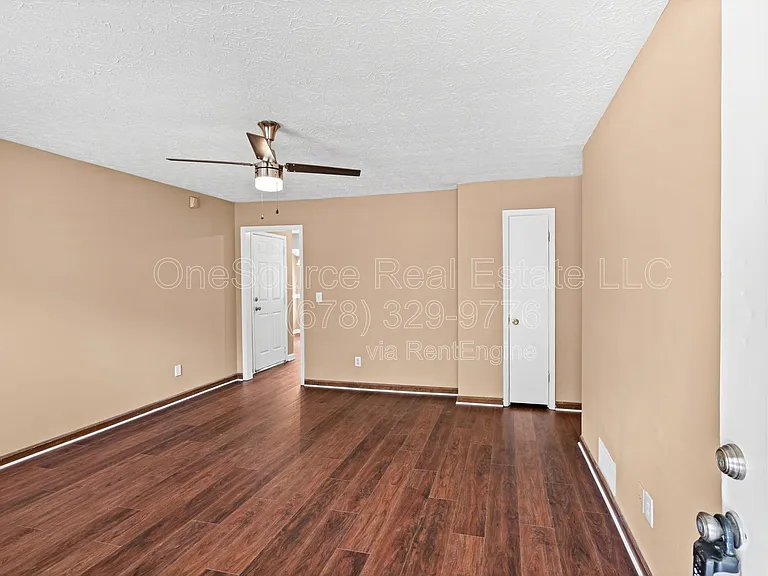 1321 Timbercrest Dr — Photo 7