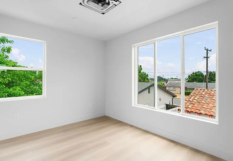 3520 Oak Glen Ln — Photo 12