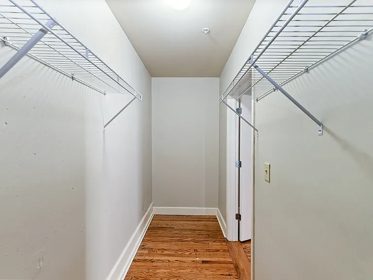 566 S 4th St #405 — Photo 6