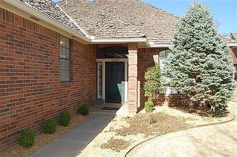 3rd image of 1231 Barkley Ave